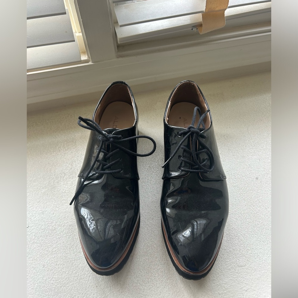 Aldo Black Platform Shoes. Size 8